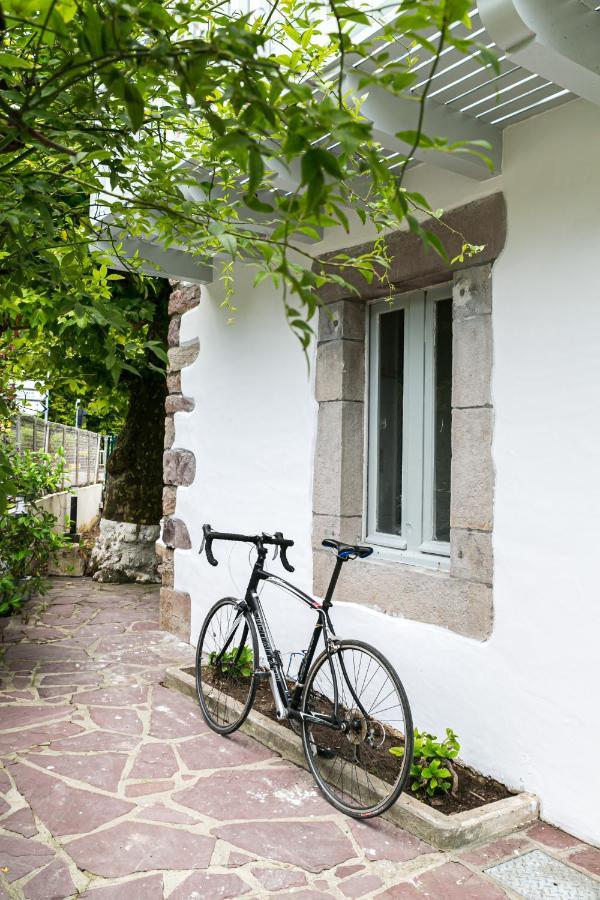 Hotel Du Pont Ascain Exterior photo