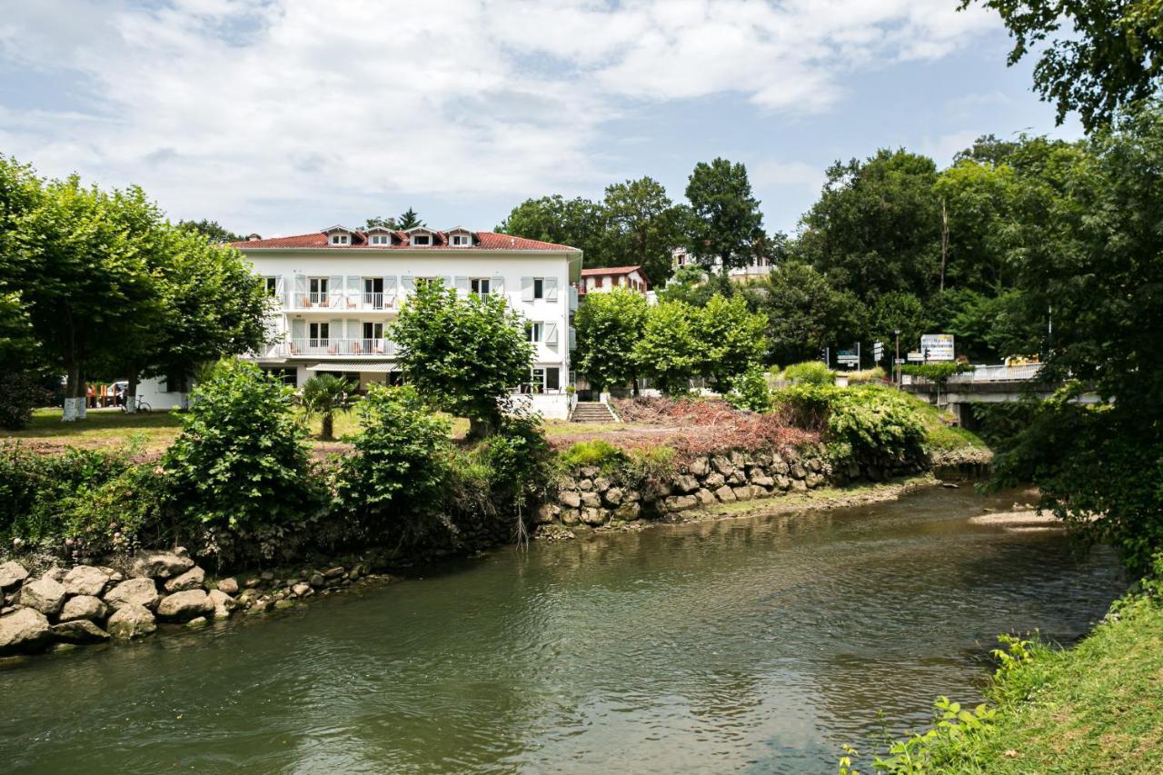 Hotel Du Pont Ascain Exterior photo